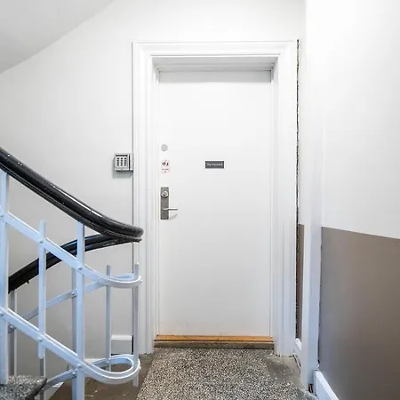 The Churchill 5 By Daniel&jacob's *