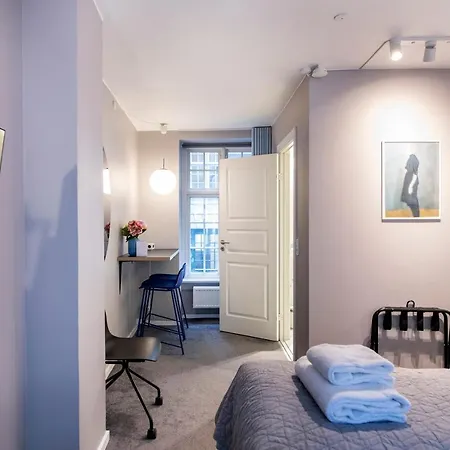 The Churchill 5 By Daniel&jacob's