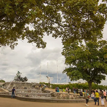 The Churchill 5 By Daniel&jacob's