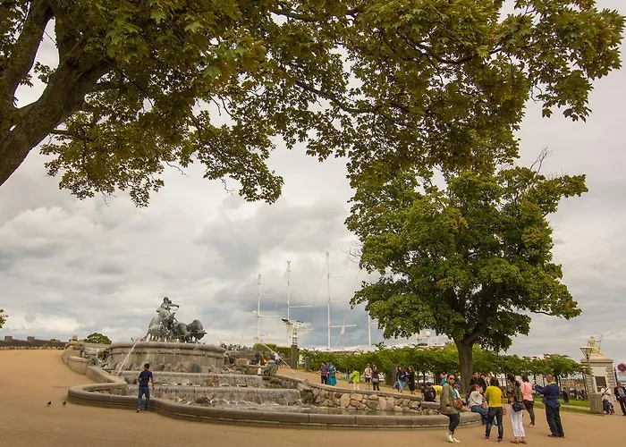 Churchill By Daniel&jacob's